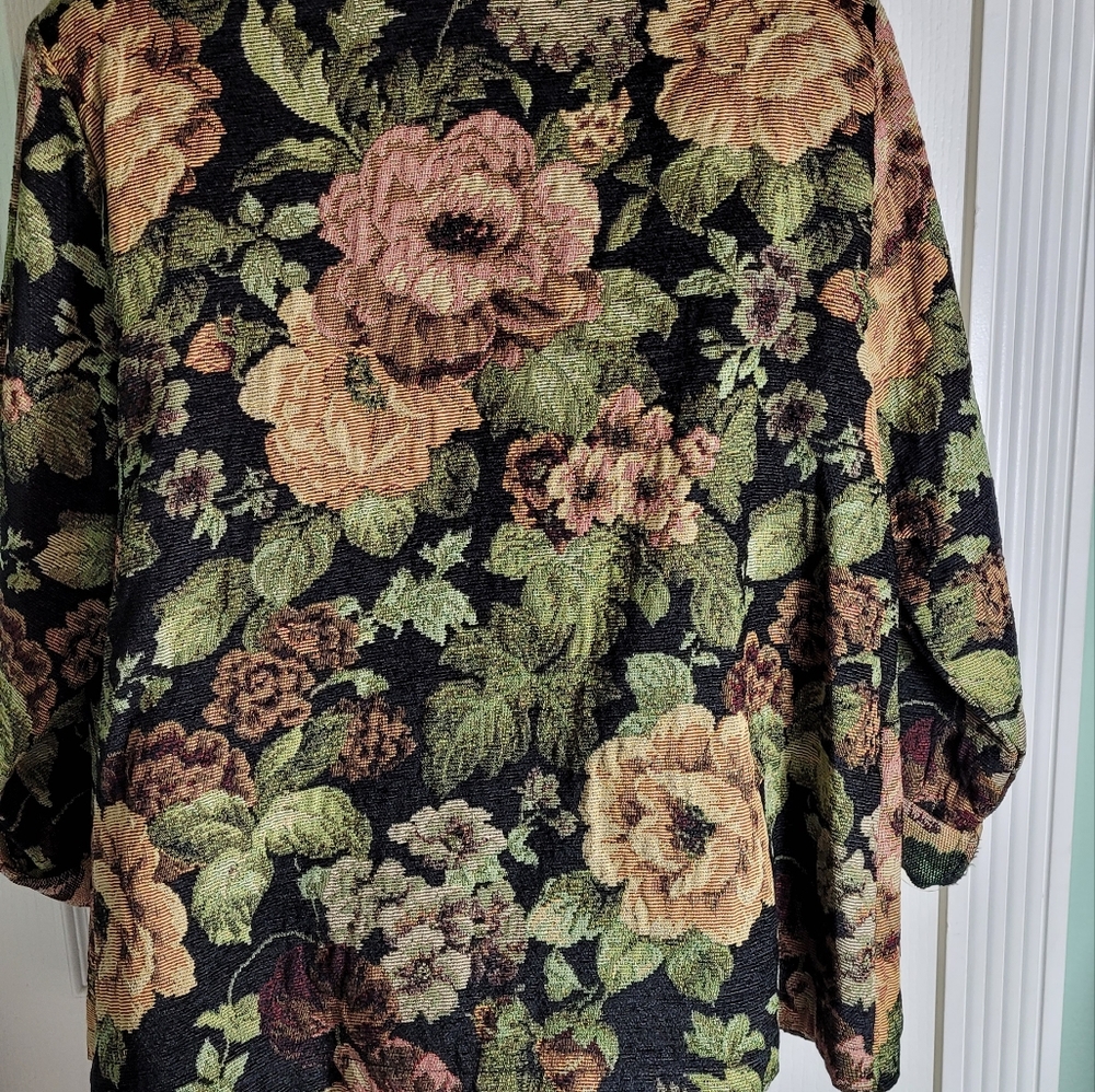 Brocade Jacket - Picture 2 of 4